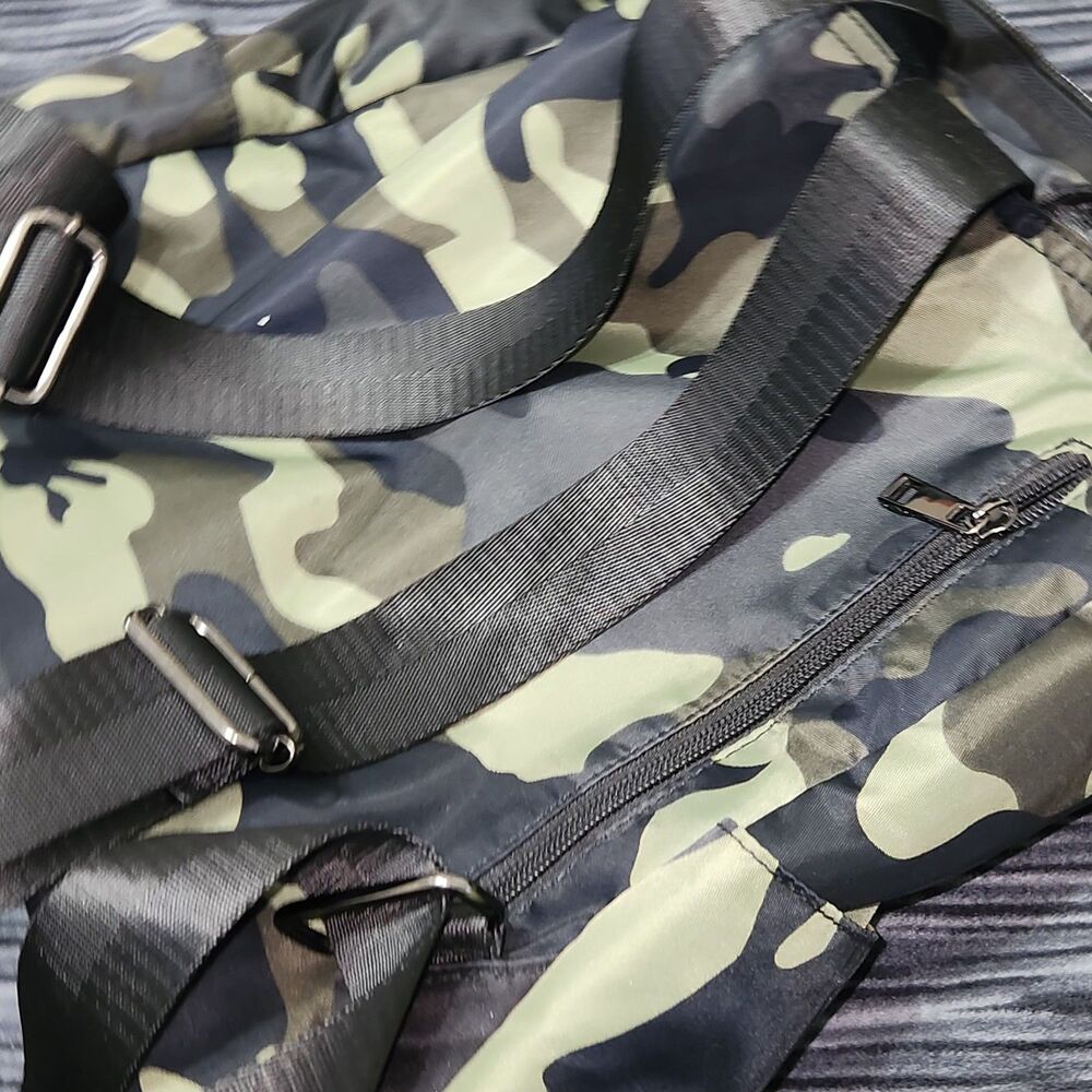 Camouflage backpack Green 13x12x5 Full Zip - Picture 8 of 12